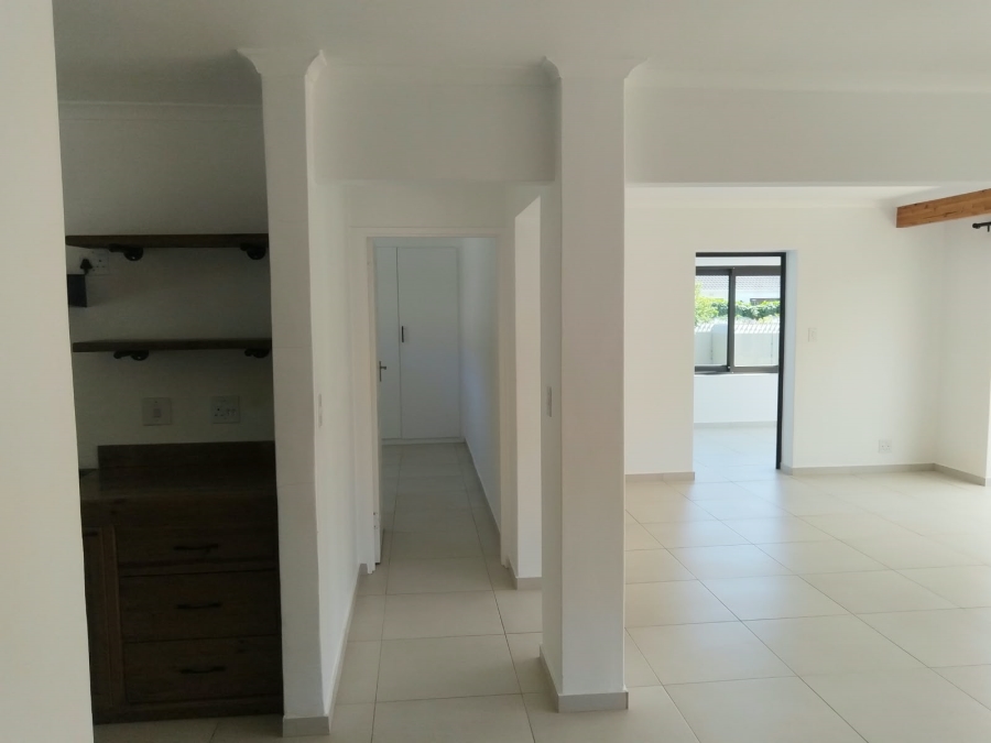 To Let 3 Bedroom Property for Rent in Silverglade Western Cape